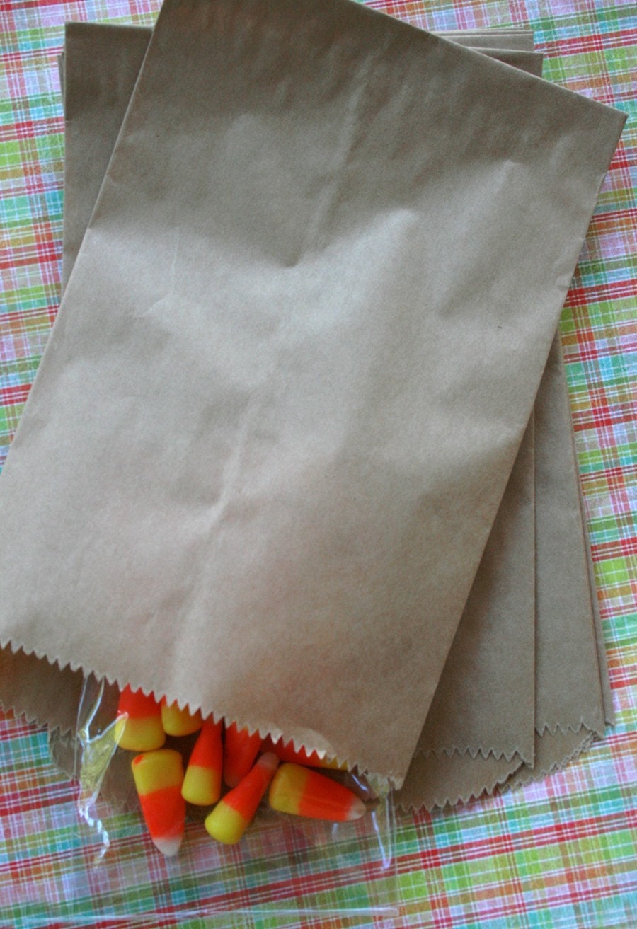 Set of 50 - Brown Kraft Flat Merchandise Bags - 8.5 x 11 Inches - Gifts and Packaging