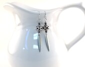 Silver Dagger Earrings Antique Silver Tierra Cast Speckled Wires