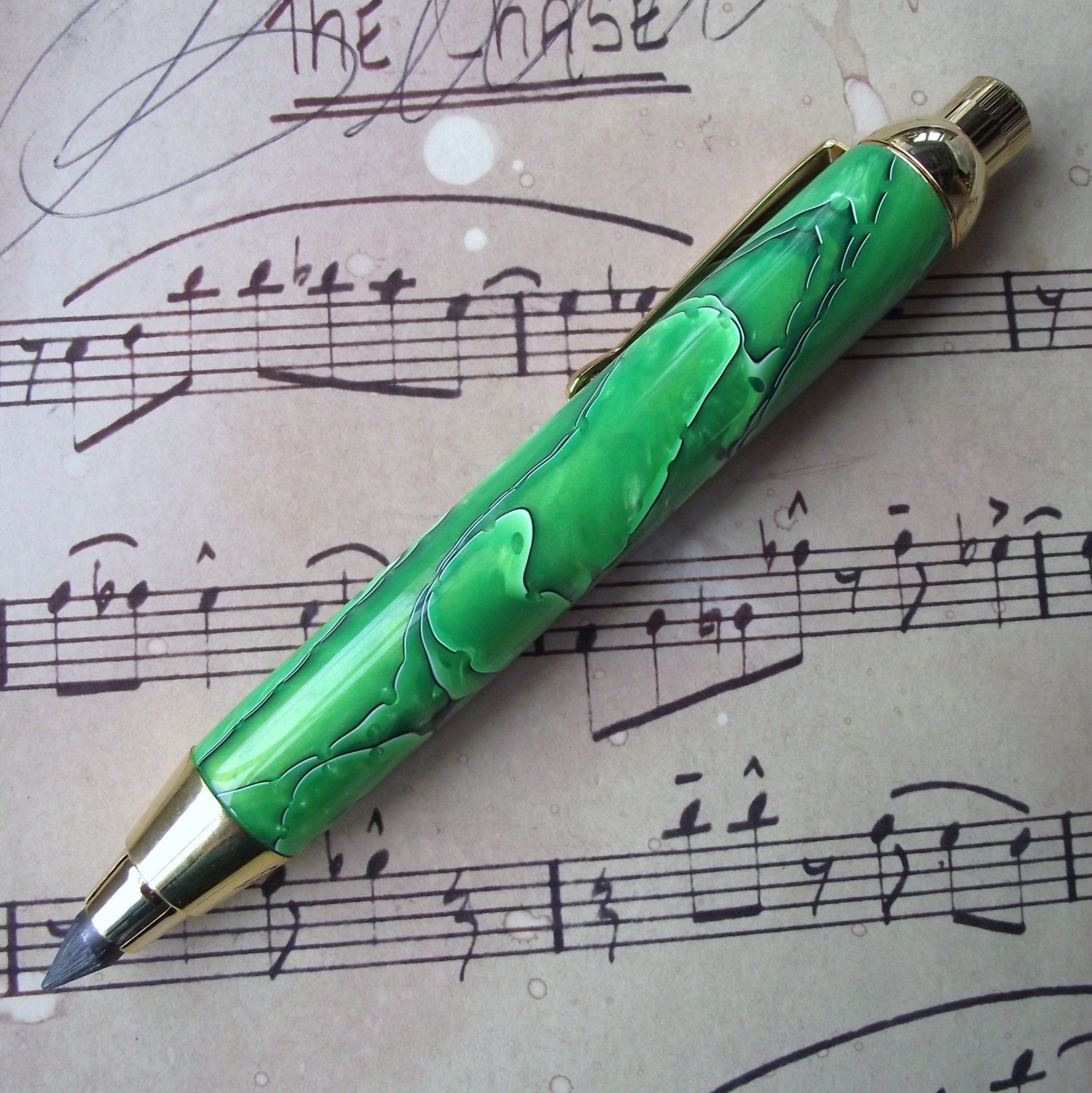 Artist Sketch Pencil - Green Acrylic Sketch Pencil - Mechanical Pencil - Great Gift Idea for Artists or Wood Shop Workers
