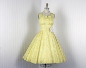 1950s Dress - Vintage 50s Dress - Yellow Lace Bust Shelf Full Skirt Tea Party M - Pierced by Starlight