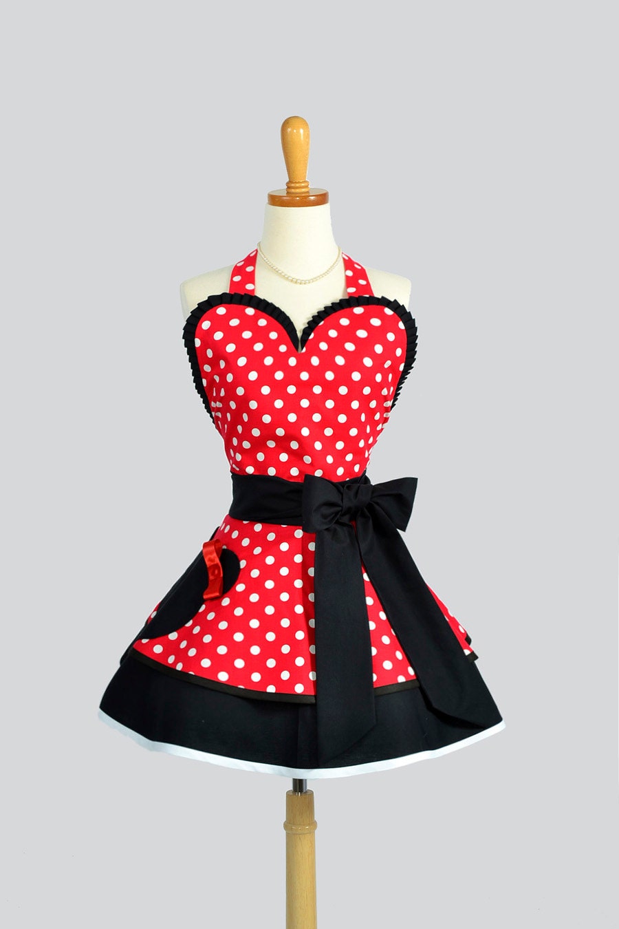 Sexy Retro Pinup Apron : Handmade Cute and Sexy by CreativeChics