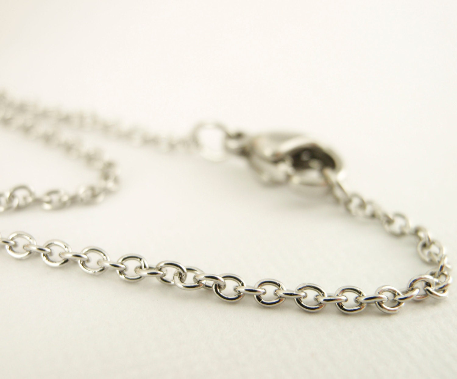 24 inch Stainless Steel Oval Cable Chain -1.5mm Links -316L - Top Shelf - Not Soldered So Easy to Shorten or Add Beads