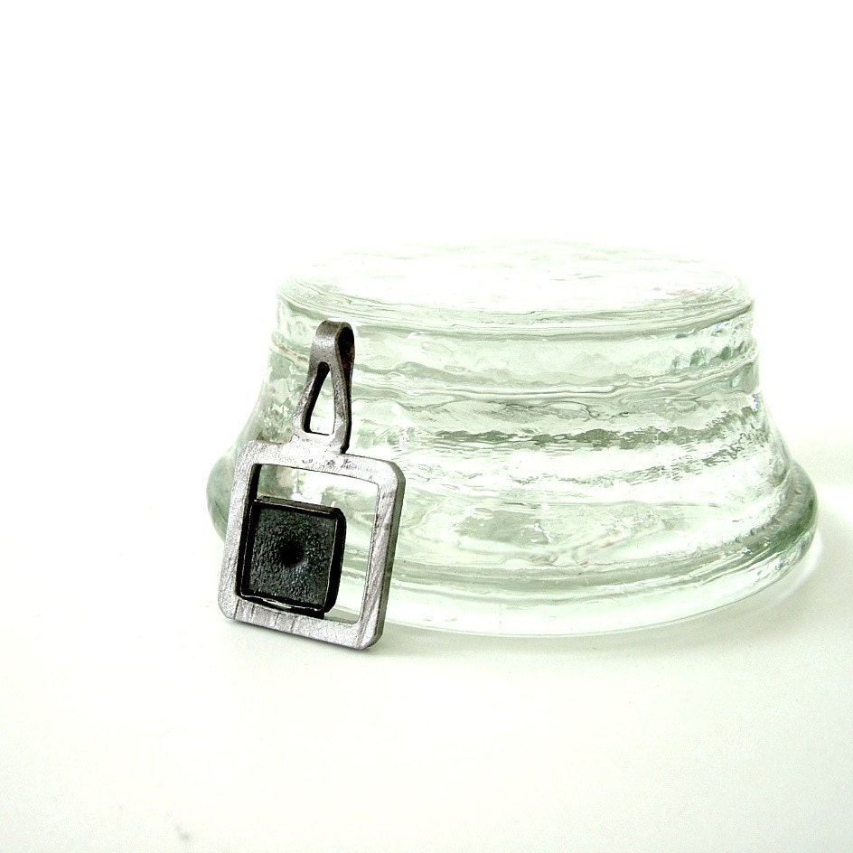 Industrial Steel Pendant: Meta Square