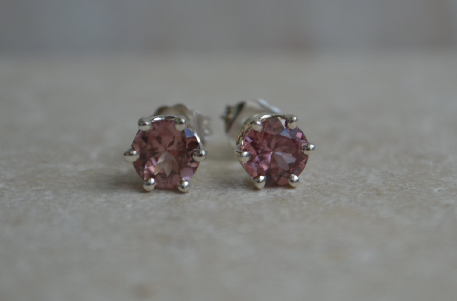6mm Peach Zircon Stud Earrings