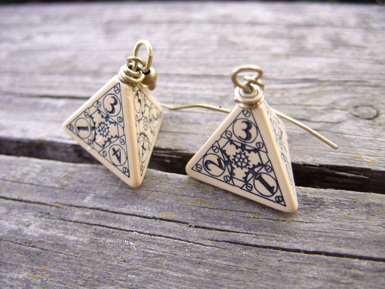 D4 steampunk dice earrings dice jewelry dnd dungeons and dragons toothed bar