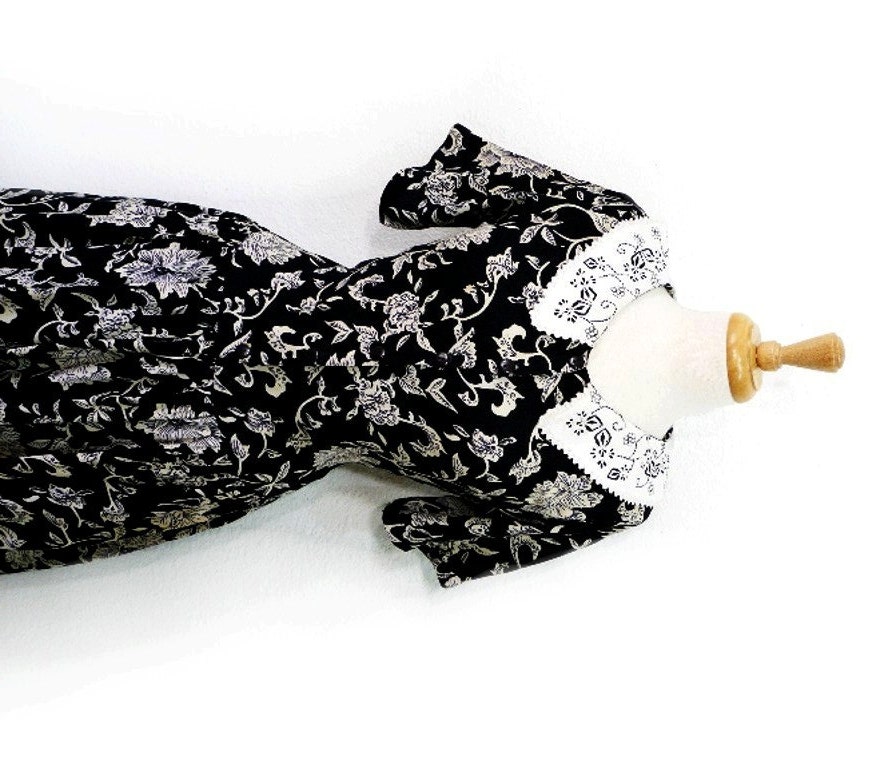 Vintage 1960s dress Paisley dress Summer Pleated Drop Waist dress, Shade of black and white S/M