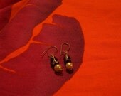 Tiny Dangle earrings