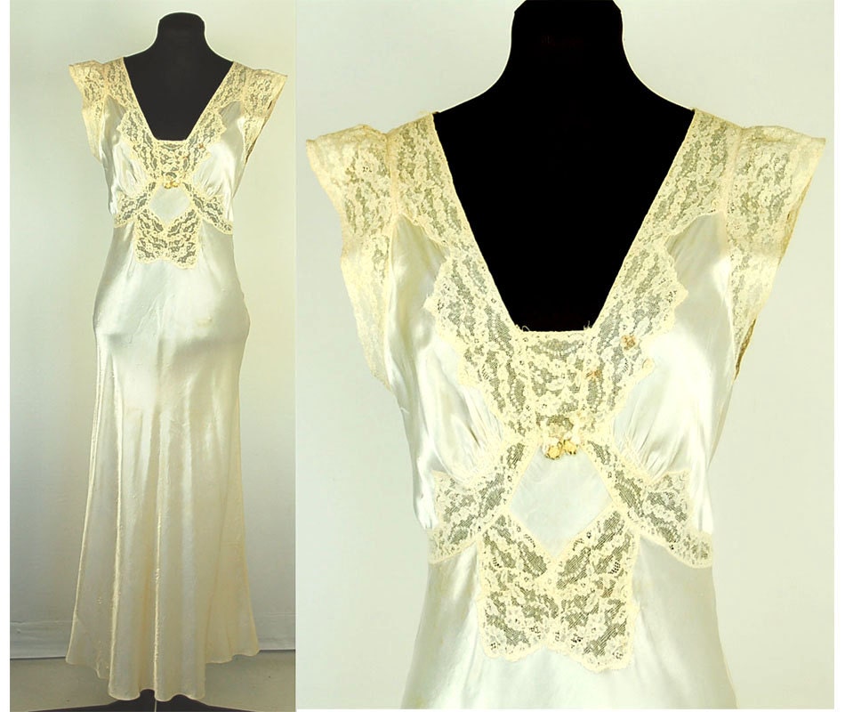 1930s satin gown, satin nightgown, rayon satin, cream ivory, bias cut gown, satin and lace, Lady Duff, Size S/M