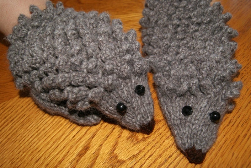 Hand Knit Hedgehog Mittens / Children Hedgehog gloves with eyelash yarn / Hedgehog Mitts made to order / Gloves