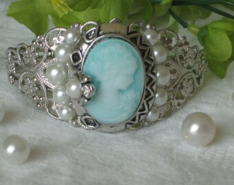 Cameo Bracelet, Blue and White Lady Cameo, Cameo Jewlery, Cameo, Cuff Bracelet, Victorian Bracelet, Chunky Bracelet