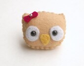 Beige Wool Felt Owl Pin Brooch