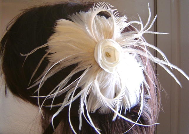 IVORY TWIST Bridal Ostrich Feather  Hair Fascinator Clip with Ivory Rose