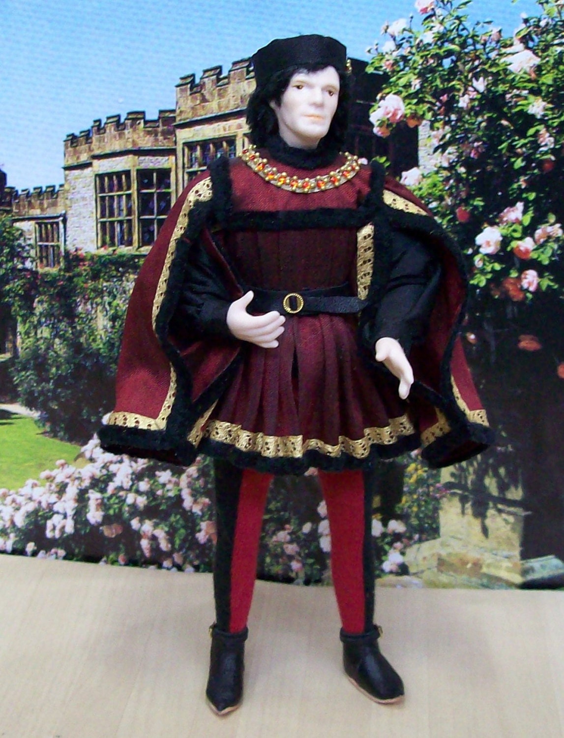 Collectors Dollhouse Scale Medieval Gentleman, made by IGMA Artisan Tiggy Goldsmith