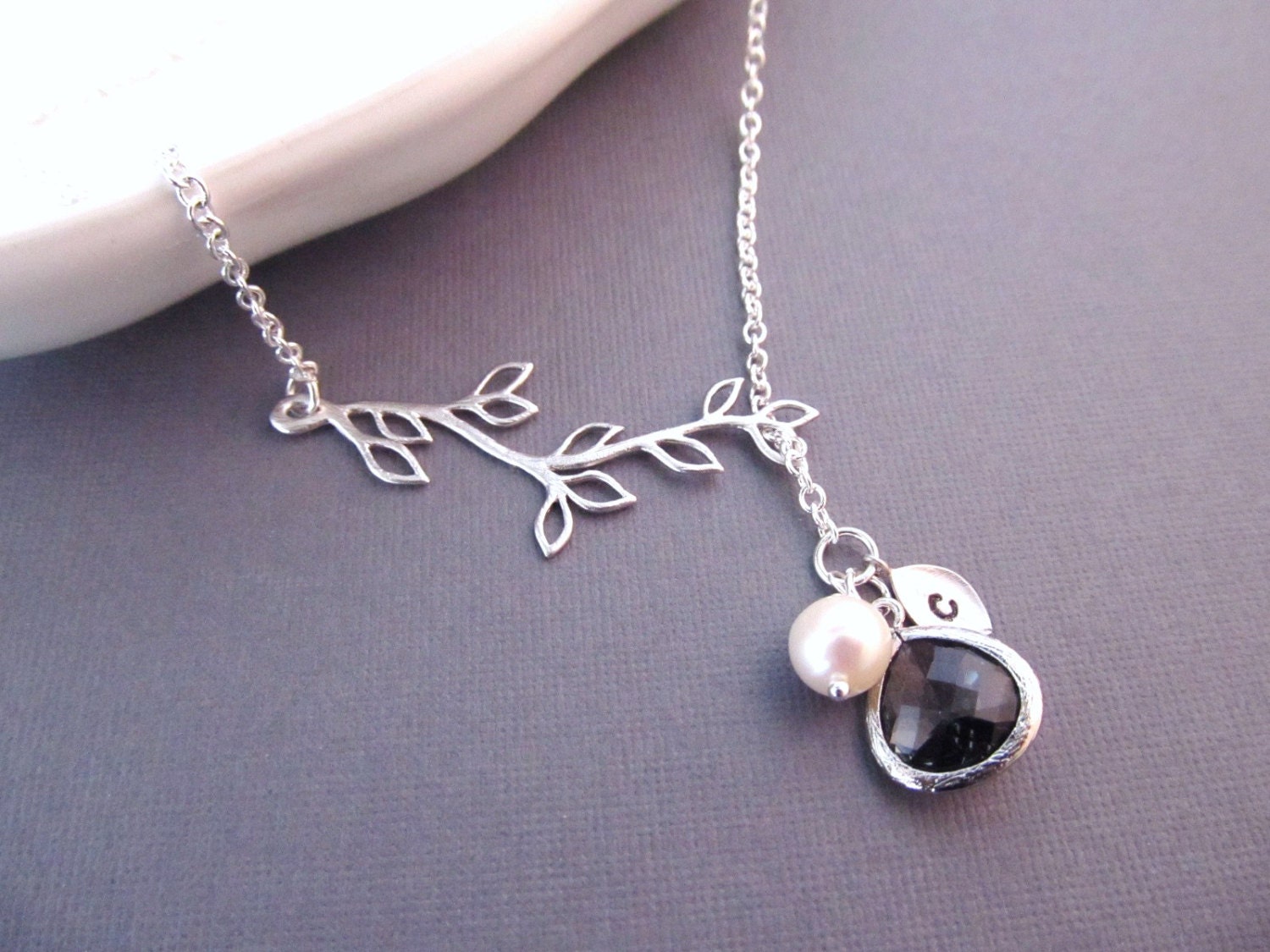 Personalized Bridesmaid Necklace, Branch with Initial and Pearl, Lariat Necklace, Birthstone Necklace, Bridesmaid Gift, Wedding Jewelry