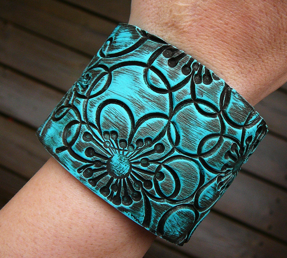 Distressed bamboo polymer clay cuff