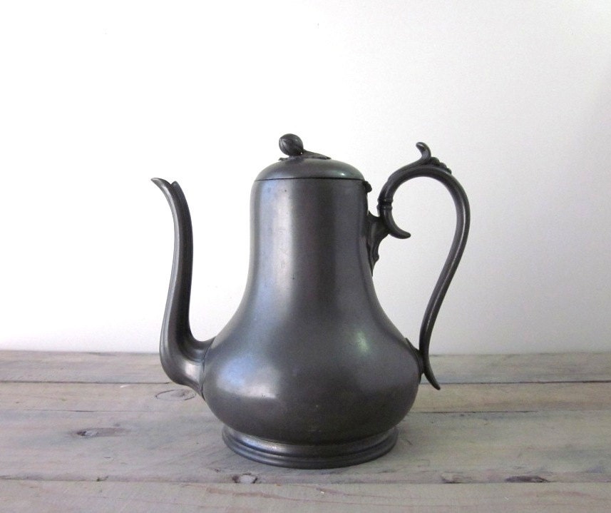 Vintage Pewter Coffeepot Teapot with Acorn Finial Ashberry & Sons