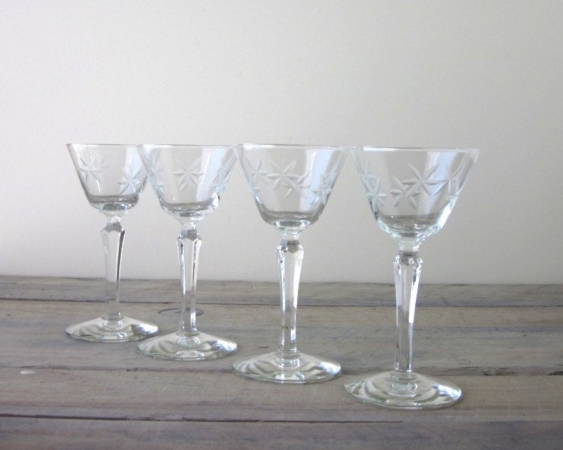 Vintage Stemmed Cocktail Glasses with Etched Stars