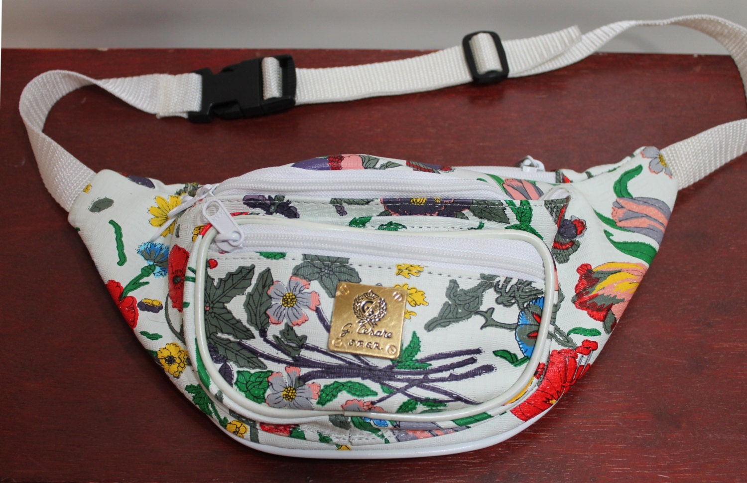 80s Fanny Pack Pouch Gucci-Look Floral Print White by ScarletFury