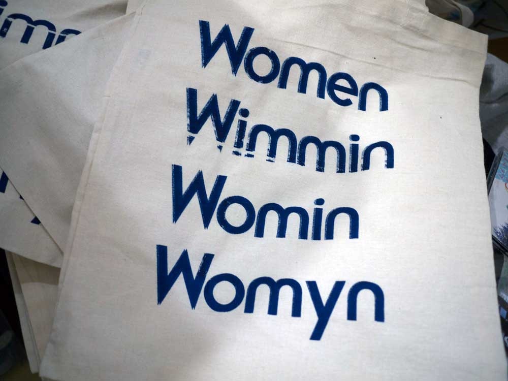 W misprint totes