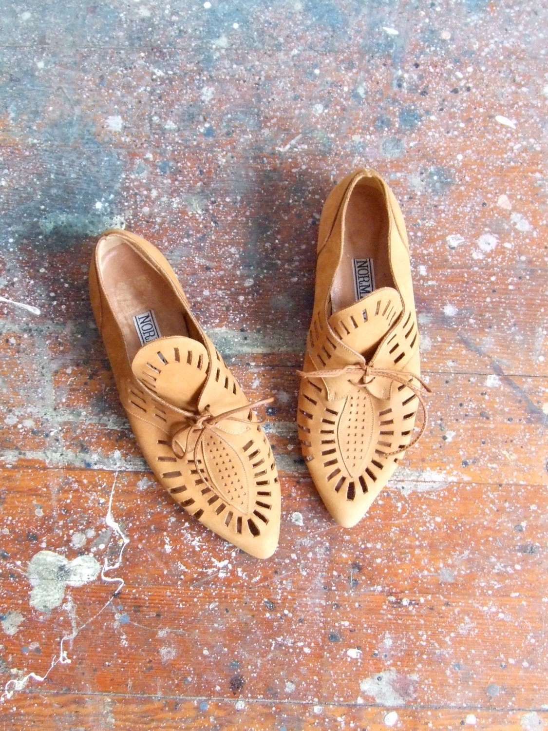 Vintage 1980s NORMA KAMALI avante garde cut-away shoes / 7