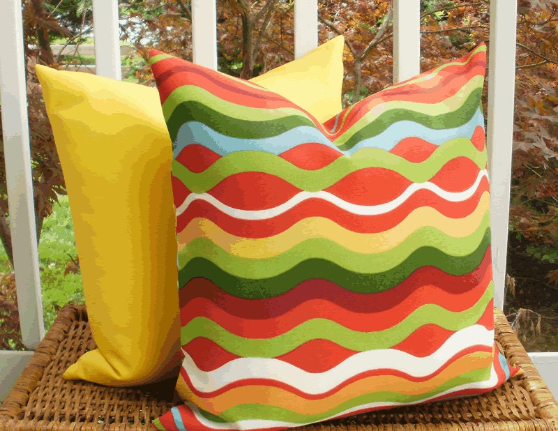 Decorative Outdoor Pillow: Designer Wavy Stripe Outdoor 18 X 18 Accent Throw Toss Pillow Cover