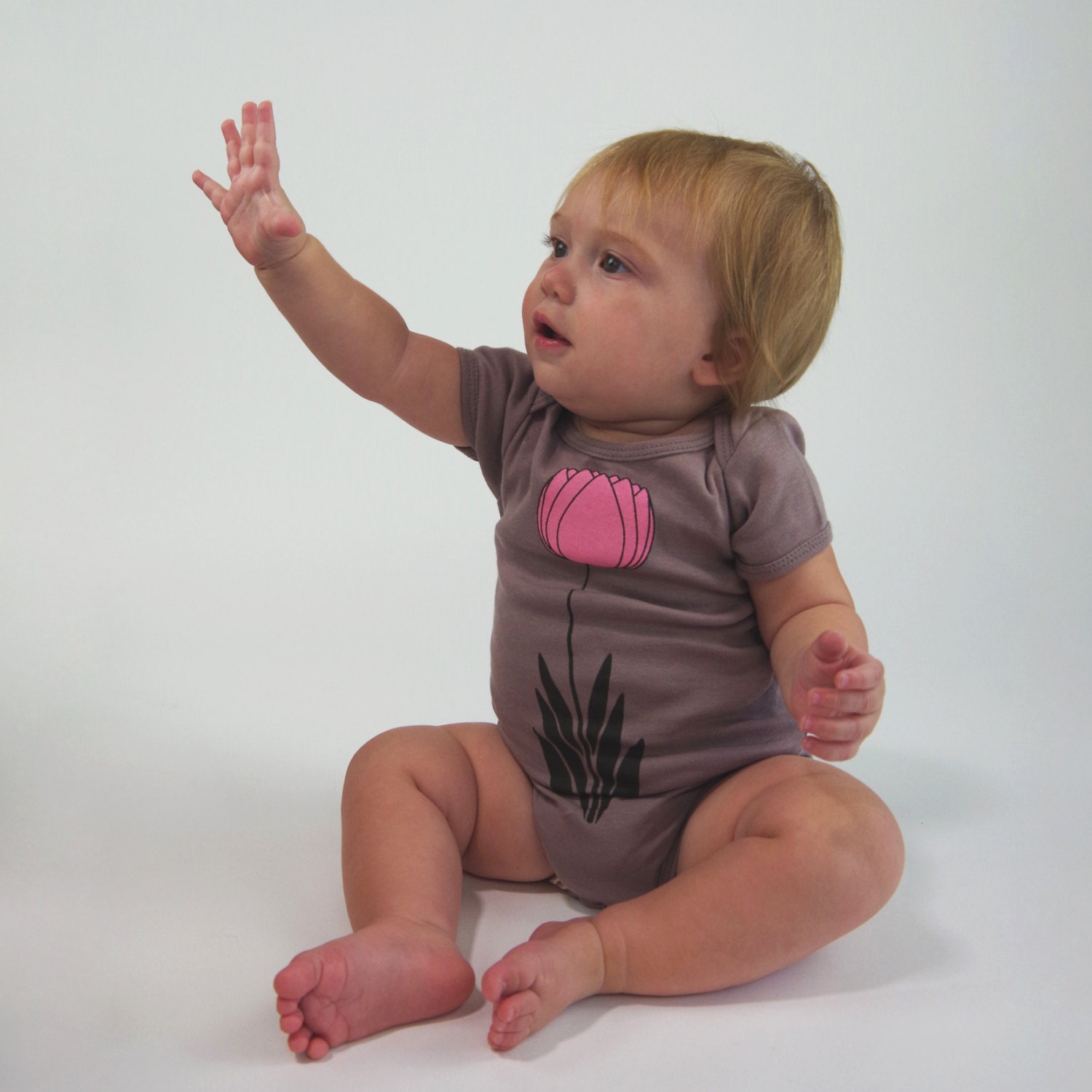 Tulip Organic Baby Onesie in Cinder