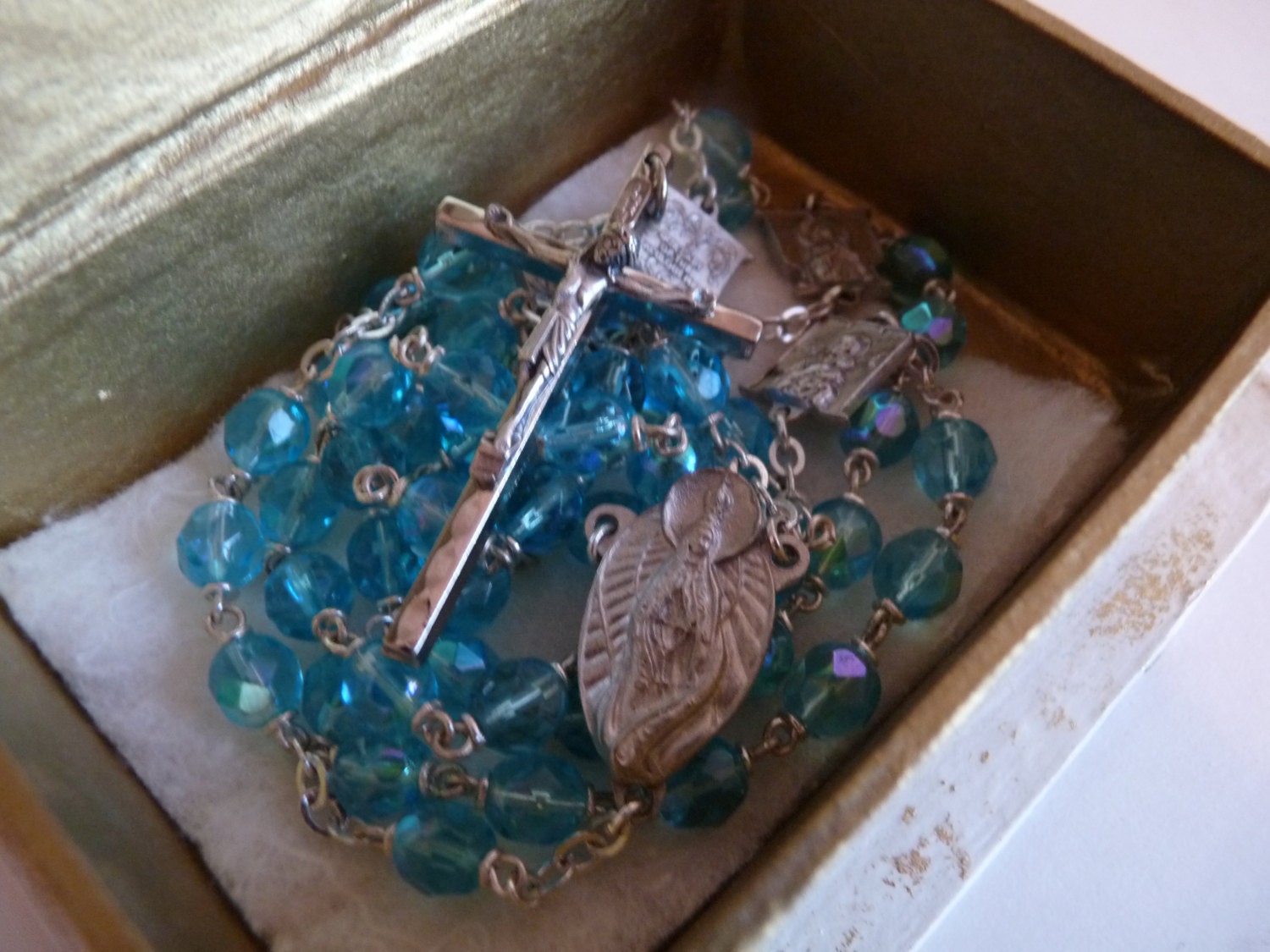 Vintage Lady Of Fatima Rosary And Box