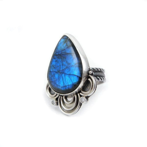 Labradorite ring , metalwork ring , sterling silver jewelry , metalwork fine jewelry , adjustable ring, gemstone jewelry
