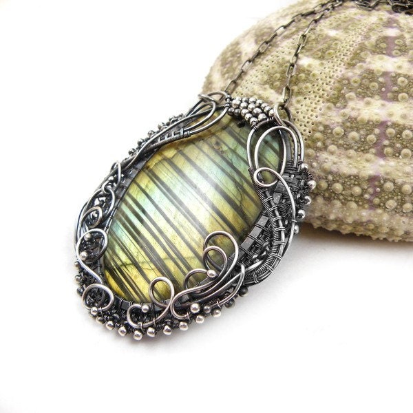 Labradorite necklace , wire wrapped pendant , wirework jewelry , green gold labradorite