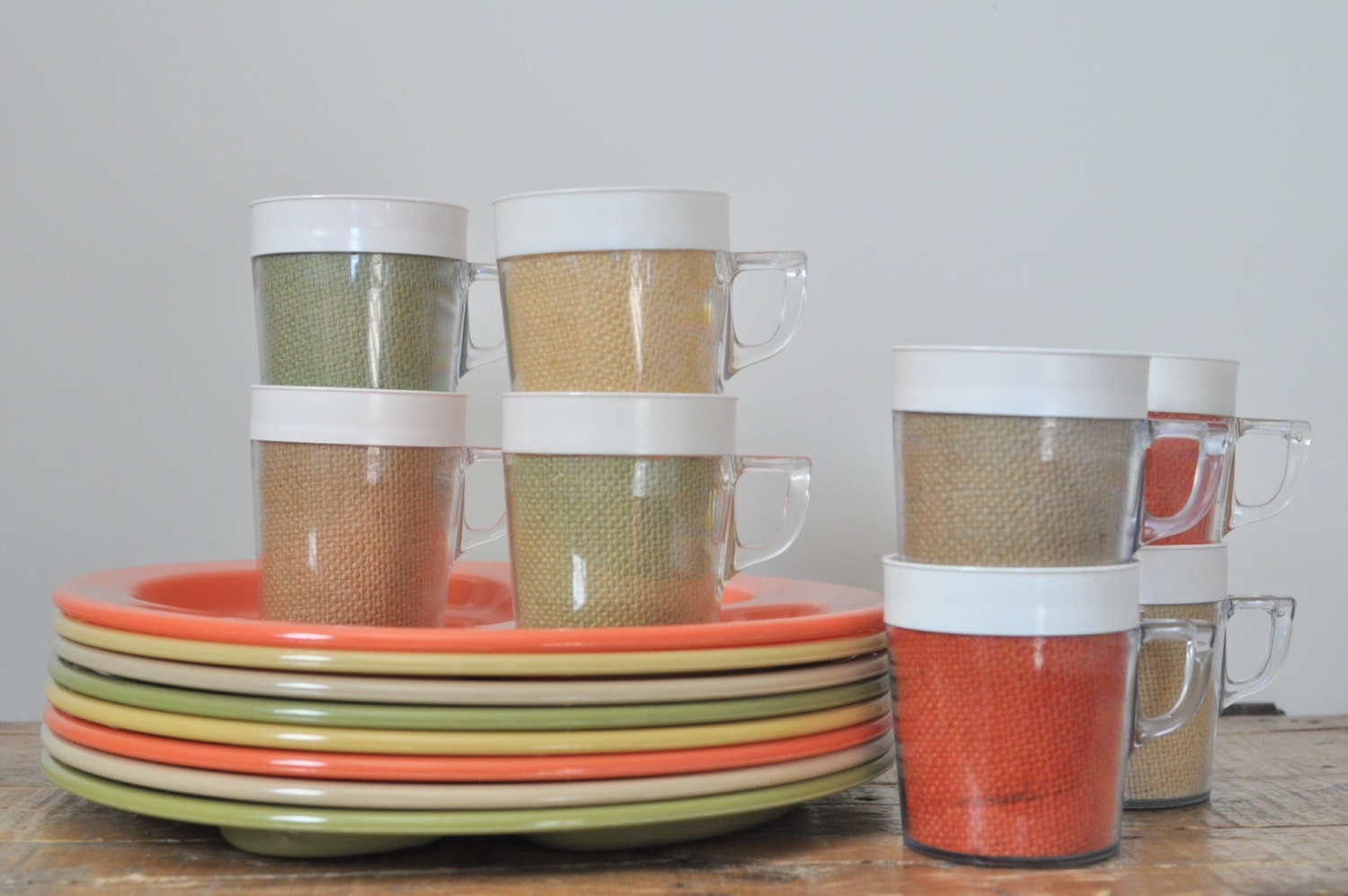 Vintage Picnic Set Service For Eight