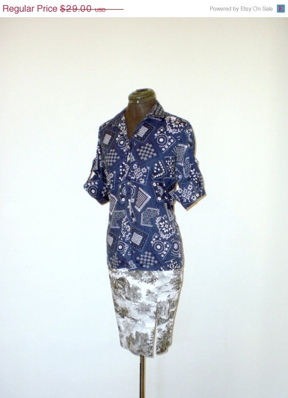 Sale... 1950s blouse // 50s cotton blouse // rosie the riveter