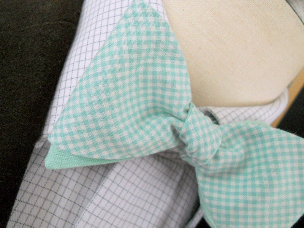 Seafoam Gingham Bowtie with Solid Reverse