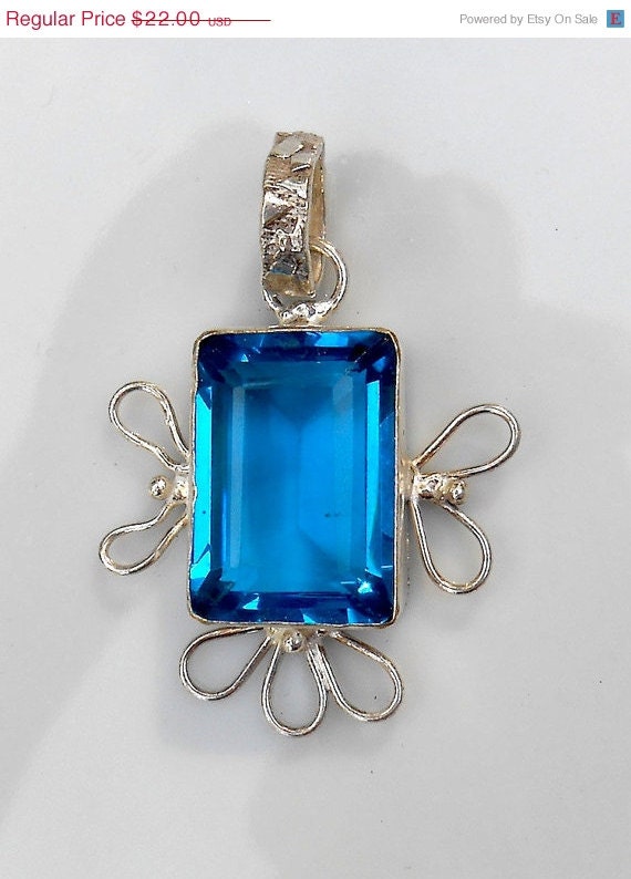 ON SALE Vintage Blue Topaz Colored Glass Sterling Silver Pendant