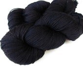 SOLIDS: Black Heart 385yds Luxe MCN Fingering