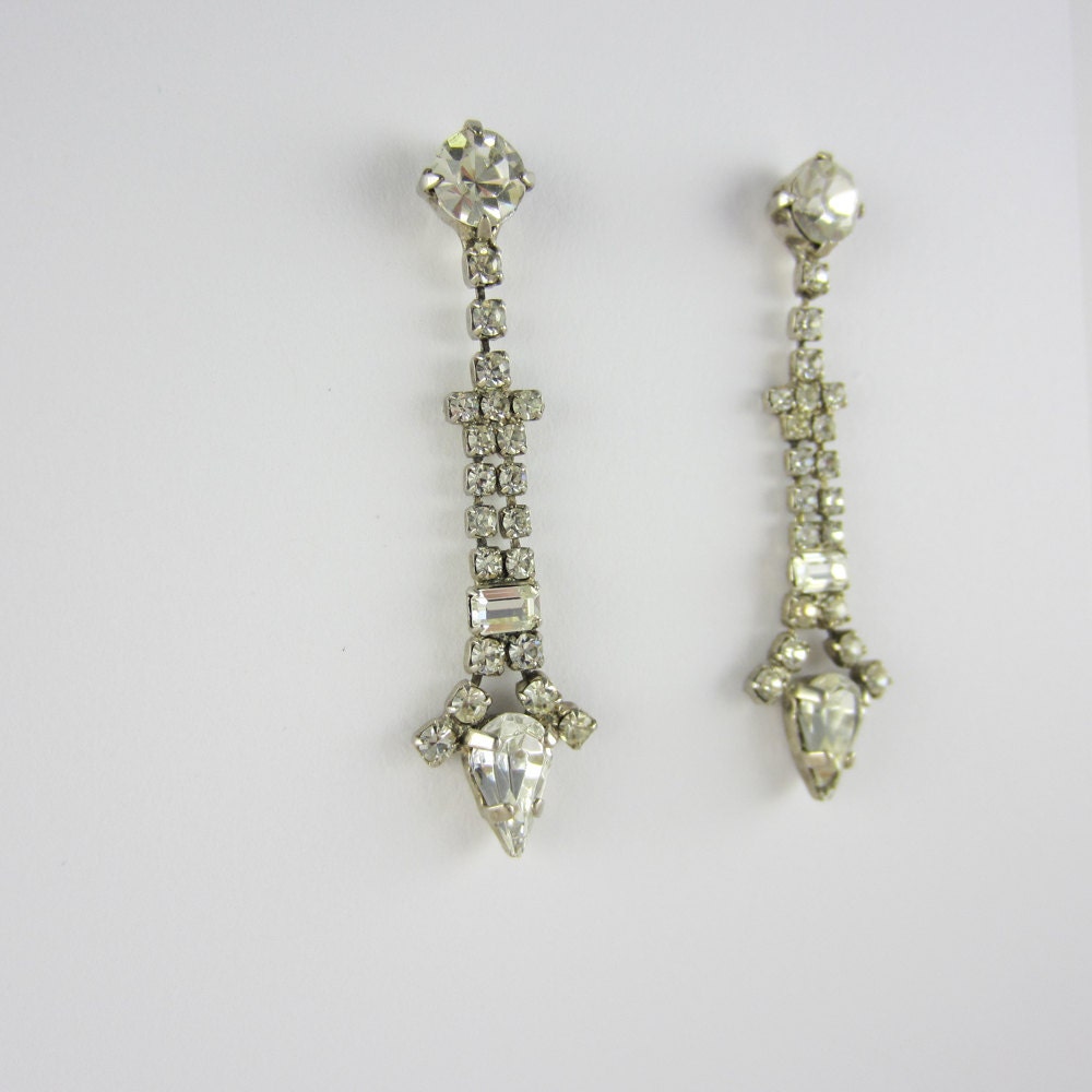 Vintage Dangle Rhinestone Earrings with Round, Pear, and Baguette Rhinestones.
