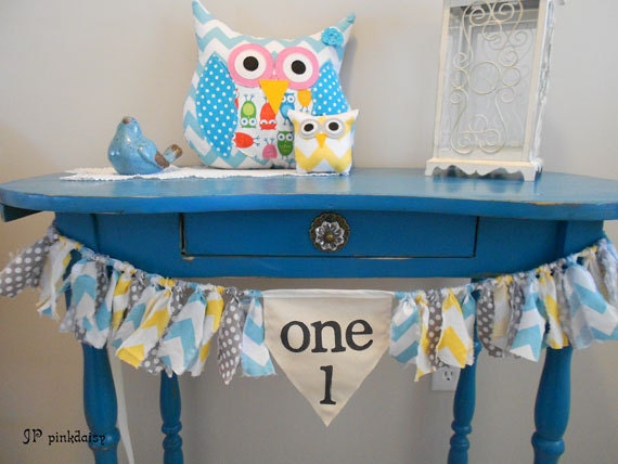 CUSTOM Birthday High Chair Banner/ Garland/ Shabby Fabric Rag Tie Garland/ First Birthday/Pennant Banner/ Nursery/