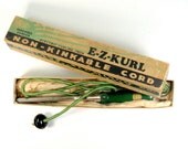 Vintage E-Z-Kurl Iron with Box