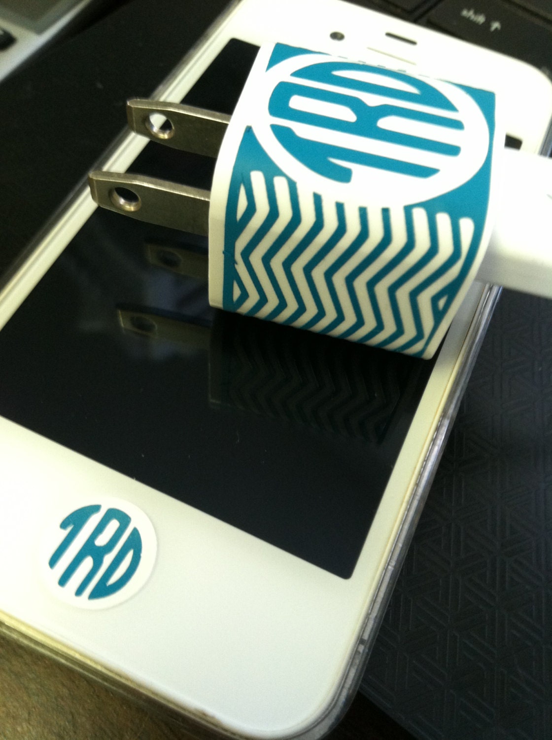 Apple iPhone-iPad-iTouch-iPod Charger and 2 ihome Button Circle Monogram