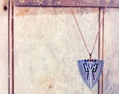 StayGoldMaryRose - Striking vintage willow china 'spear head pendant' necklace