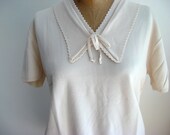 70's Blouse / Dressy Shell / NWT Top / Cute Neckline / Vintage Nylon Shell / Size 40 Made in USA