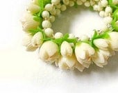 Vintage Spring Flowers Hand Beaded Elastic Retro Bracelet