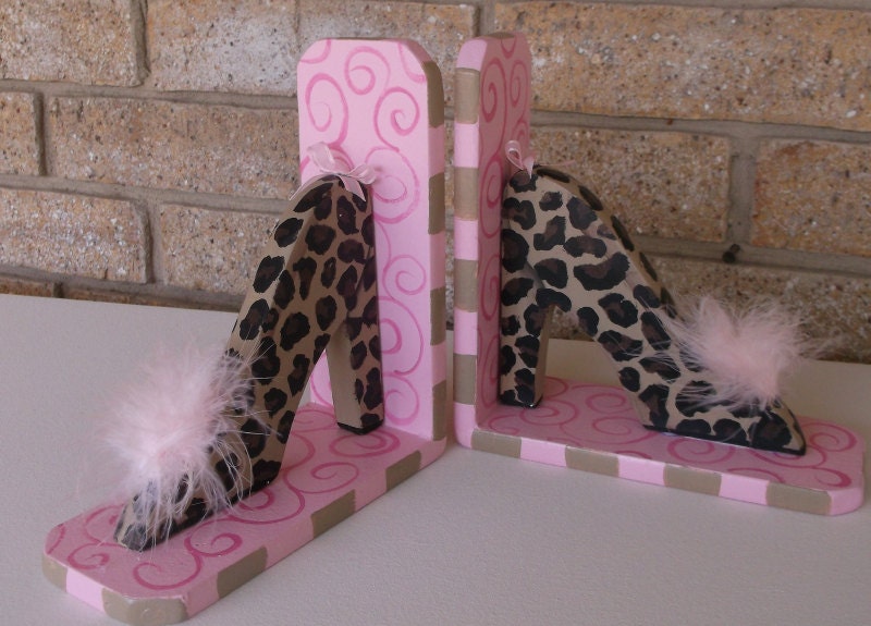 BOOKENDS High Heels Hot Pink Cheetah