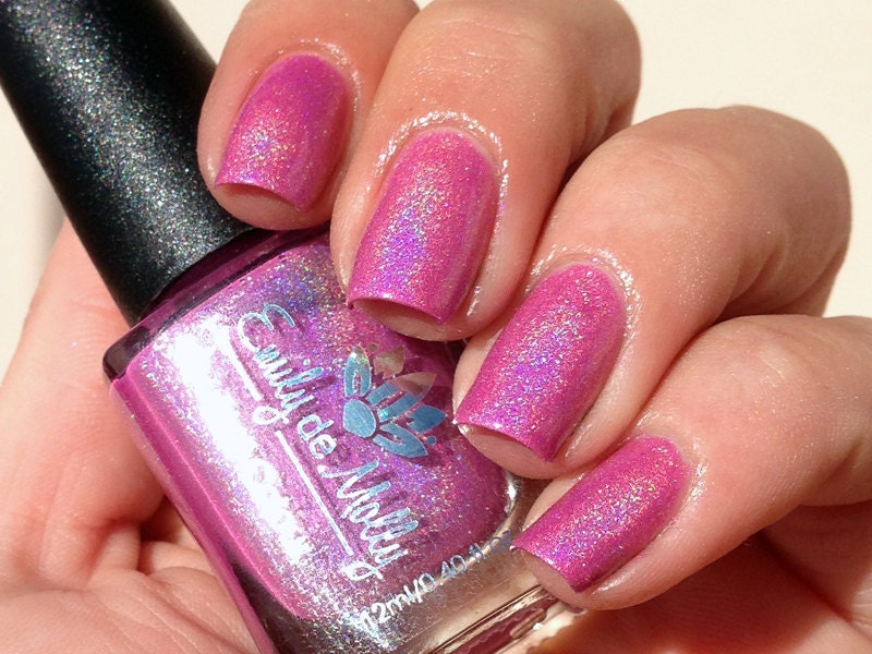 Nail polish - "Peer Pressure" light pink linear holographic