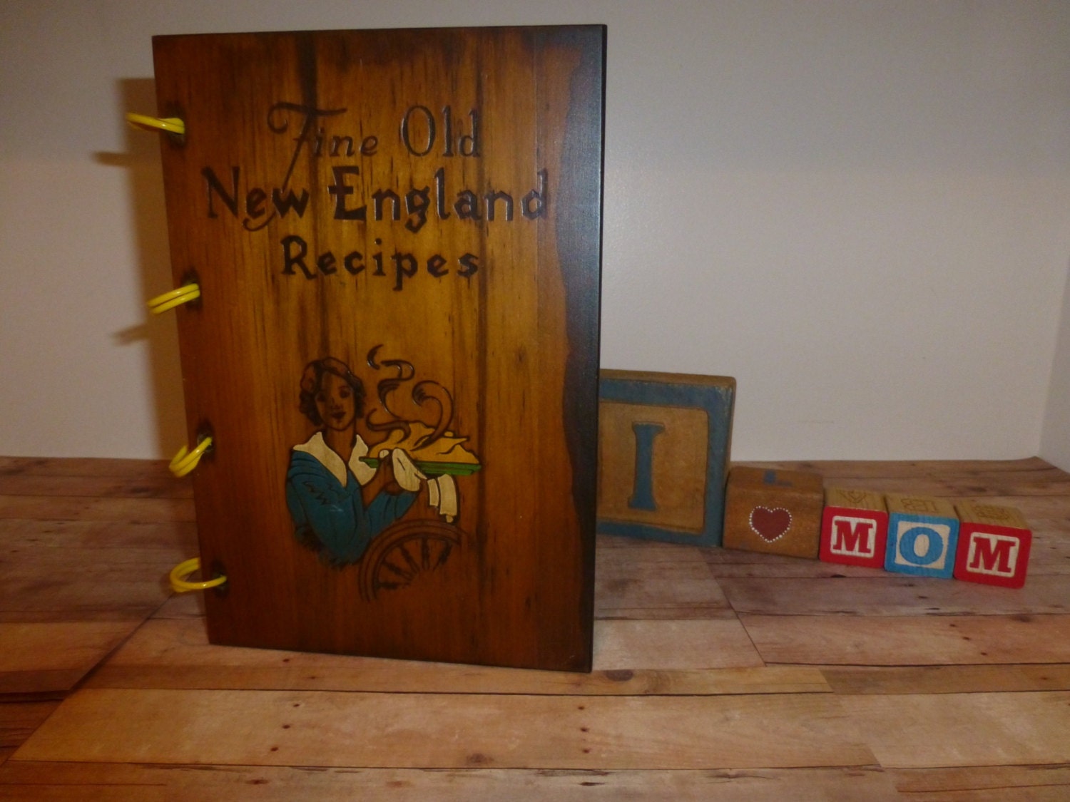 Vintage Cookbook from New England - Fine Old New England Recipes
