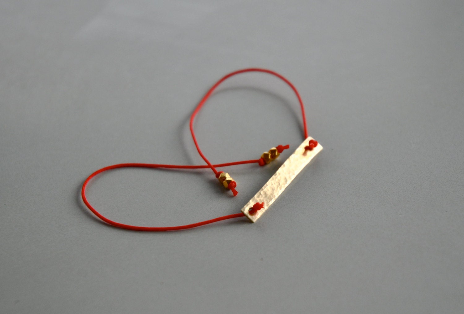 Gold Hammered Bar Red String Bracelet