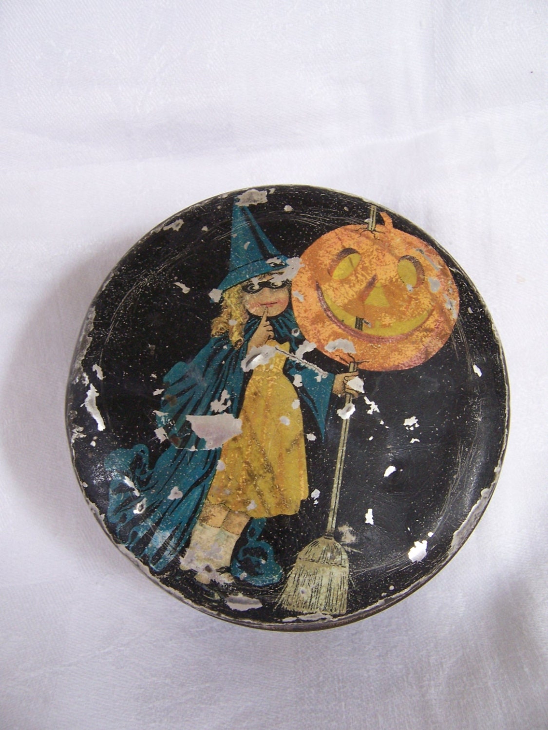 Vintage 1920's Halloween Witch Candy Tin - Tindeco