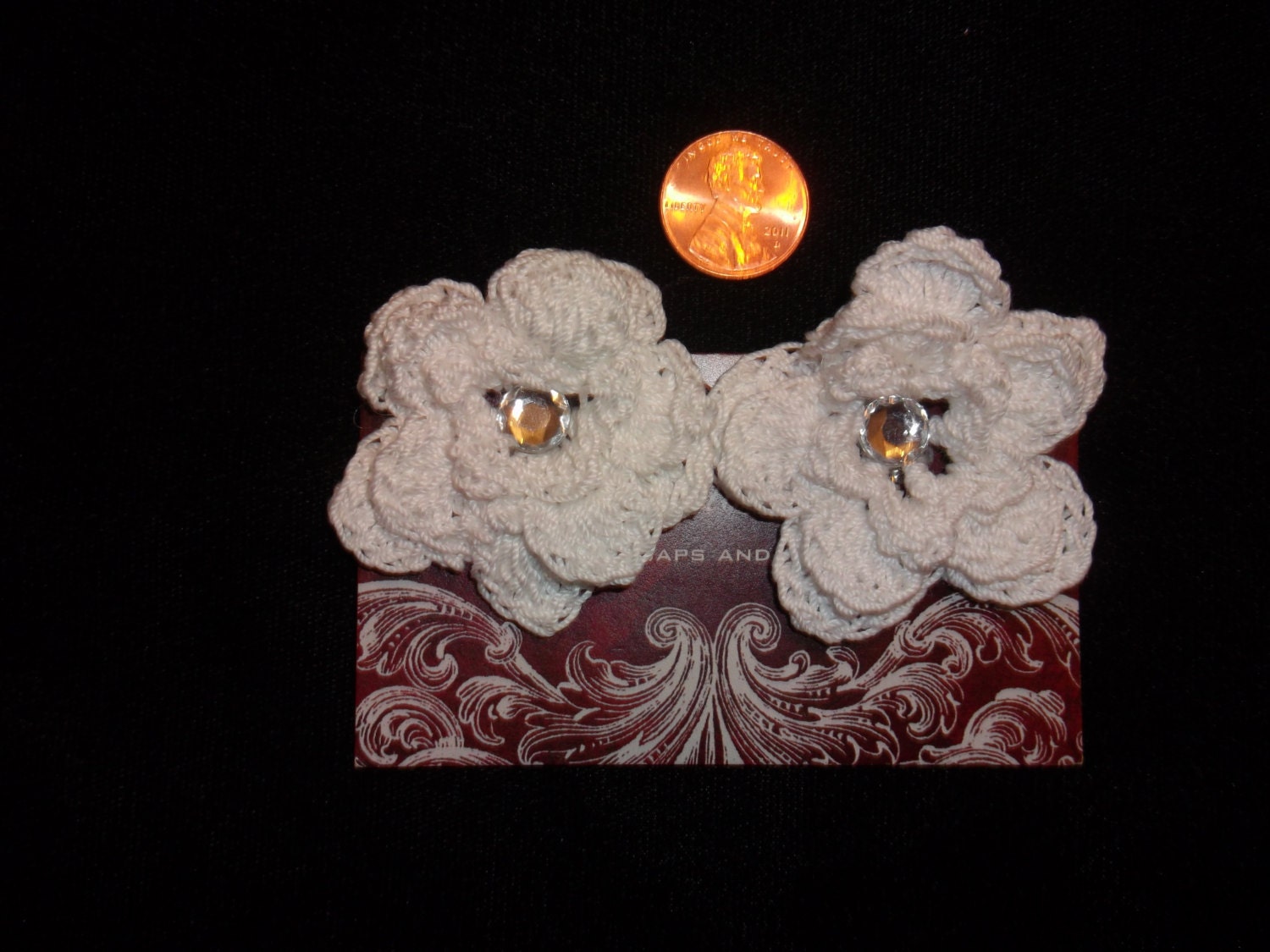 Hand Crocheted White Rose Alligator Clips With Clear Faux Gem