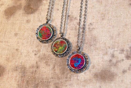 Eye-catching prom appearance - Green Red Blue Round Pendant - Pick Your Colour