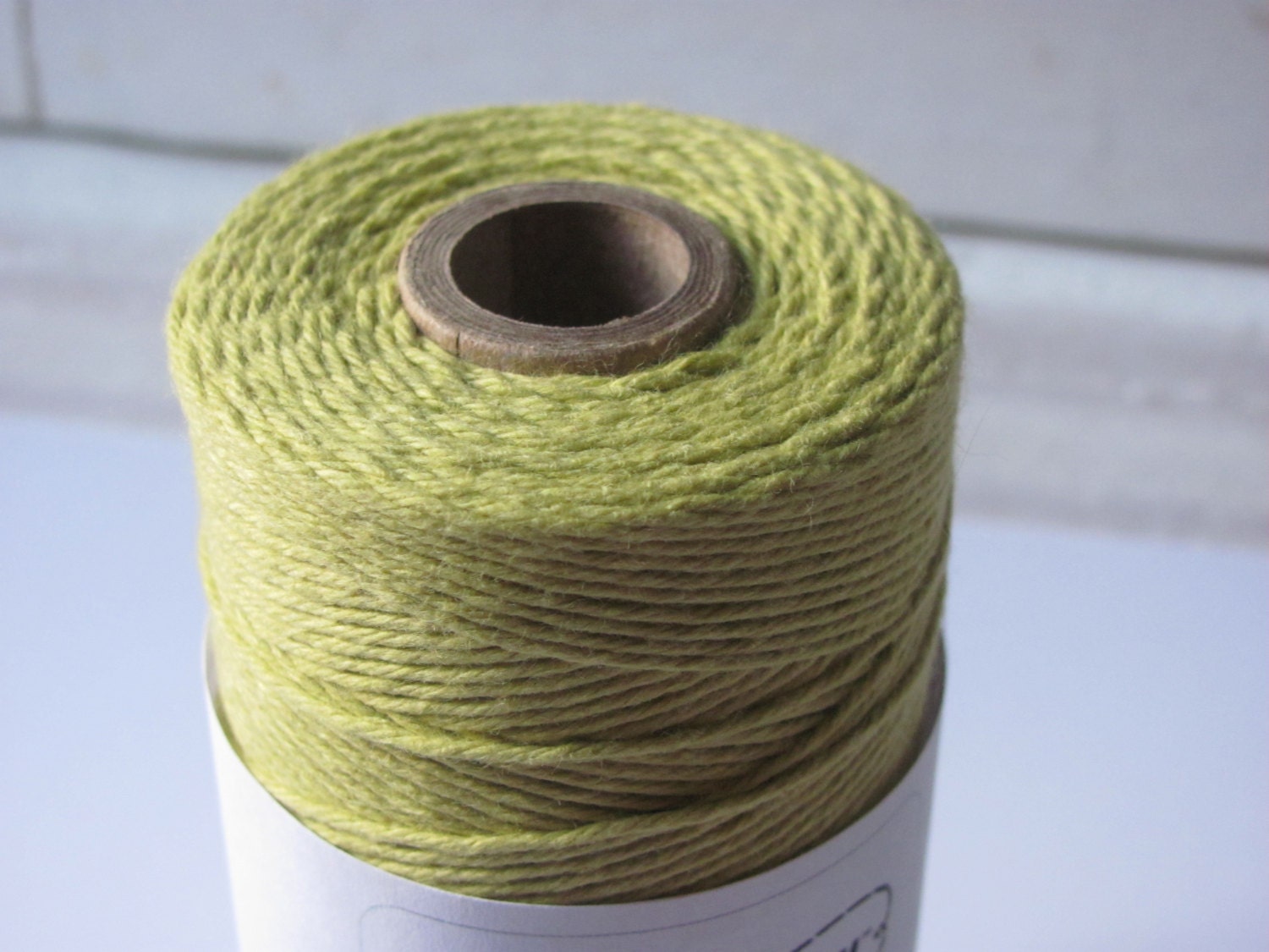 Twinery SOLID COLOR Honeydew Light Green Bakers Twine - Gift Wrap - Scrapbooking - Invitations - DIY Crafts - 240 Yards Full Spool String