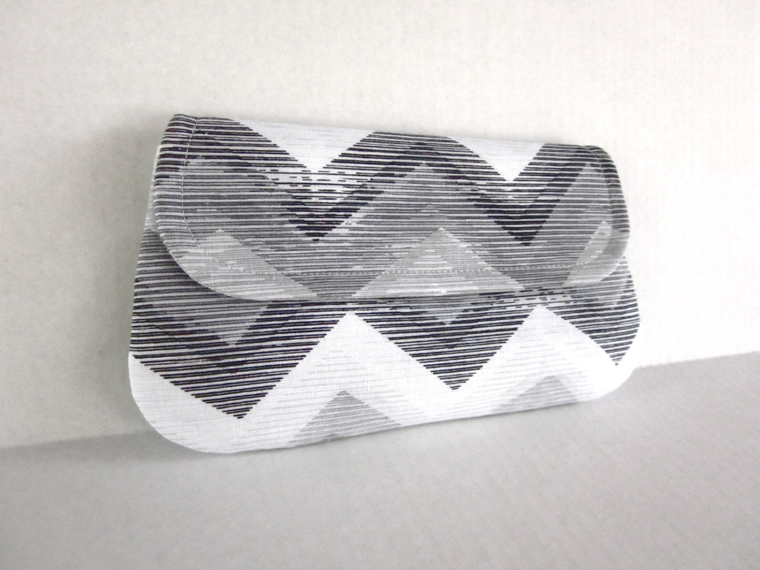Ombré Chevron Linen Clutch in Black and Gray by waterpath